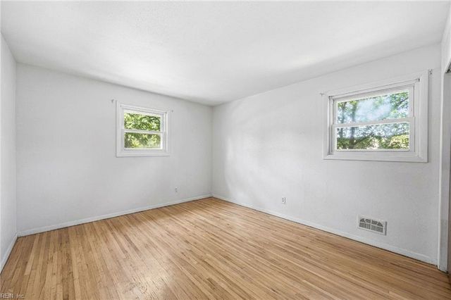 7717 Wildwood DR, Norfolk, VA 23518