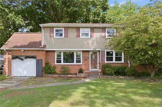 7717 Wildwood DR, Norfolk, VA 23518