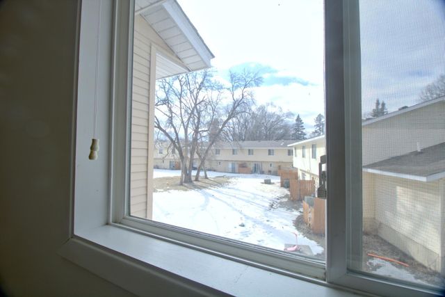 4041 W 125th Street 11, Savage, MN 55378