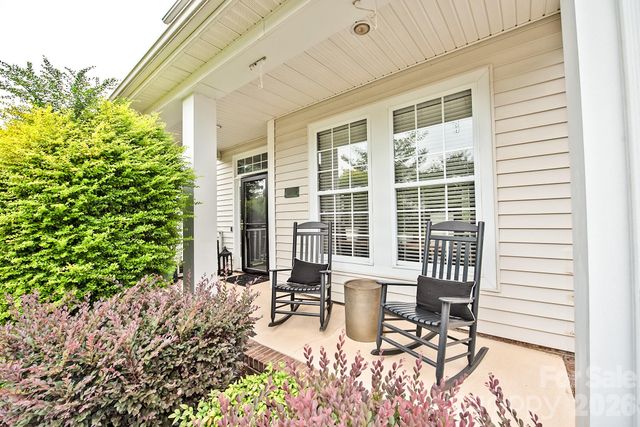 10912 Owl Nest Lane, Charlotte, NC 28277