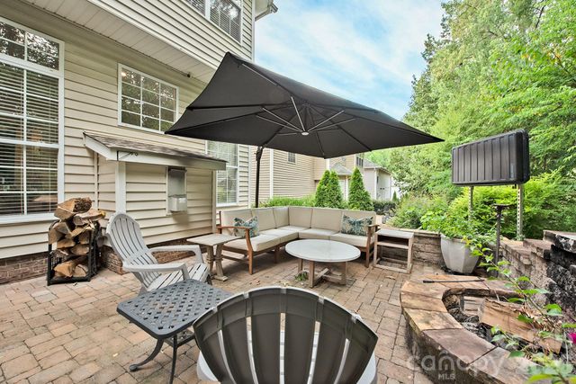 10912 Owl Nest Lane, Charlotte, NC 28277