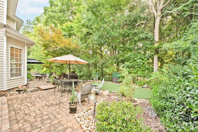 10912 Owl Nest Lane, Charlotte, NC 28277