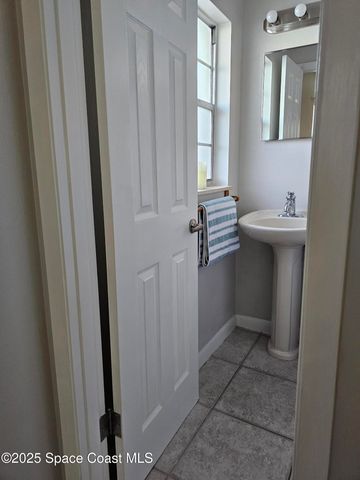 1735 E Central Avenue, Merritt Island, FL 32952