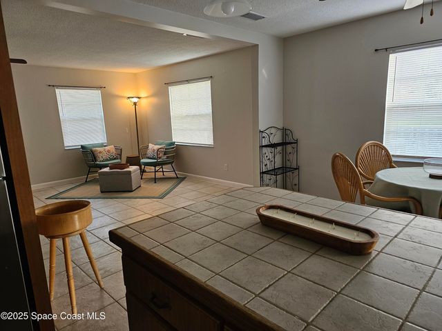 1735 E Central Avenue, Merritt Island, FL 32952
