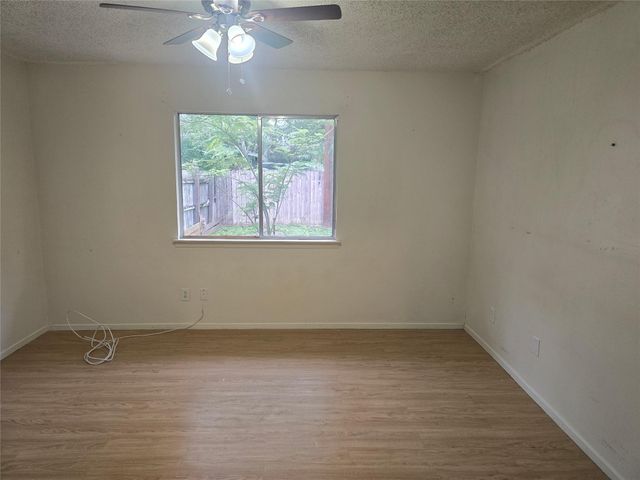420 Vista West CT B, Bastrop, TX 78602