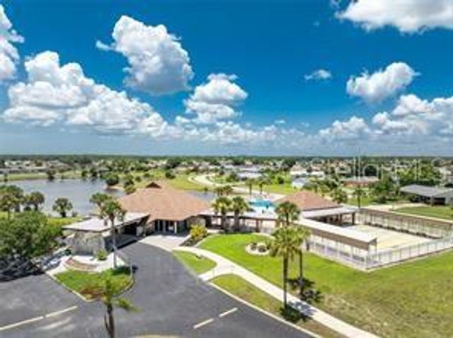 6379 COLISEUM BOULEVARD, Port Charlotte, FL 33981
