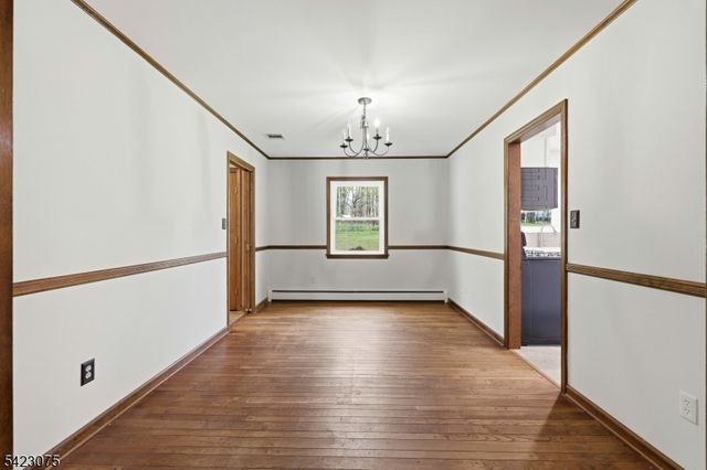 115 Upper Sunset Dr, Washington Twp., NJ 07853