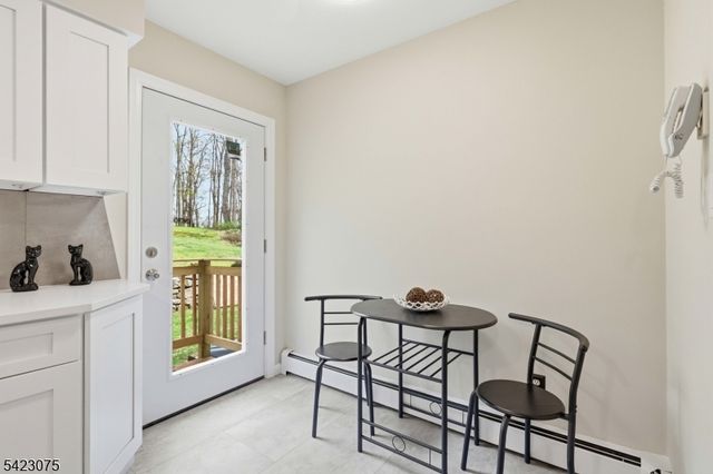 115 Upper Sunset Dr, Washington Twp., NJ 07853