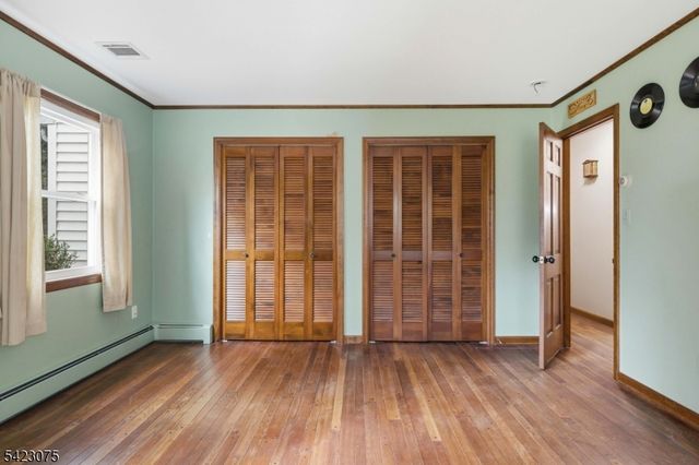 115 Upper Sunset Dr, Washington Twp., NJ 07853