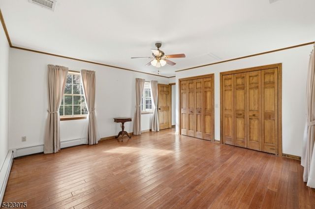 115 Upper Sunset Dr, Washington Twp., NJ 07853