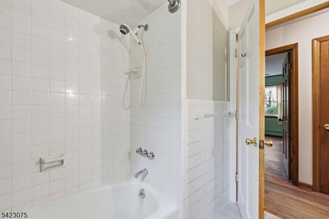 115 Upper Sunset Dr, Washington Twp., NJ 07853