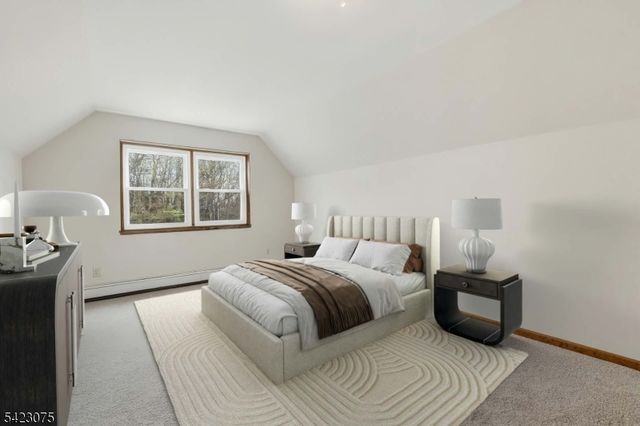 115 Upper Sunset Dr, Washington Twp., NJ 07853