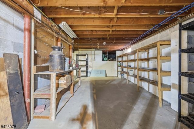 115 Upper Sunset Dr, Washington Twp., NJ 07853