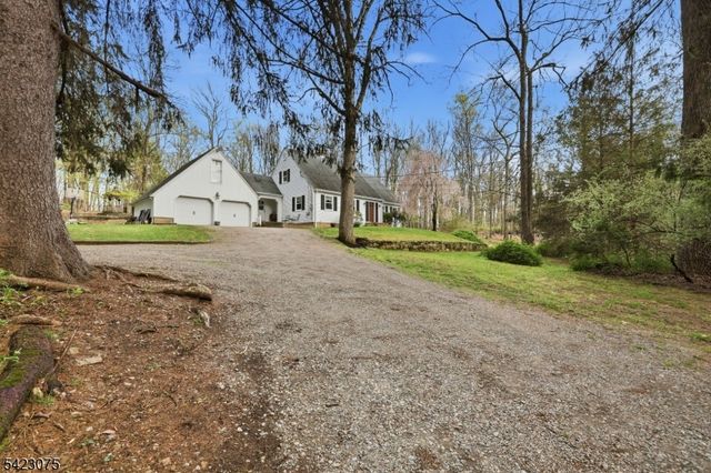 115 Upper Sunset Dr, Washington Twp., NJ 07853