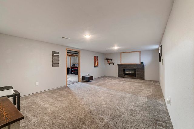 4116 W EXCELL Ave, Spokane, WA 99208