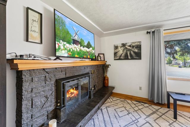4116 W EXCELL Ave, Spokane, WA 99208