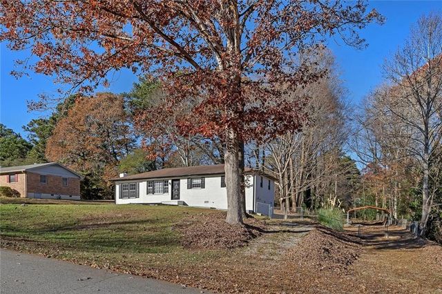 4385 Donegal Circle, Lithia Springs, GA 30122