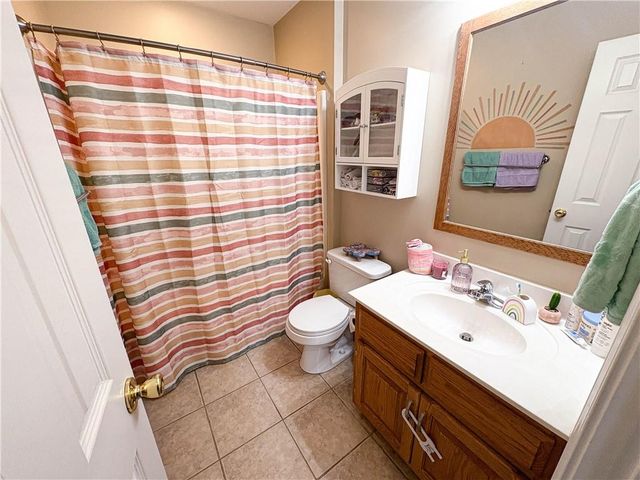 1800 M and M Drive, Clinton, MO 64735