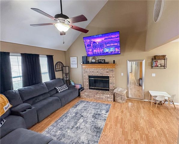 1800 M and M Drive, Clinton, MO 64735