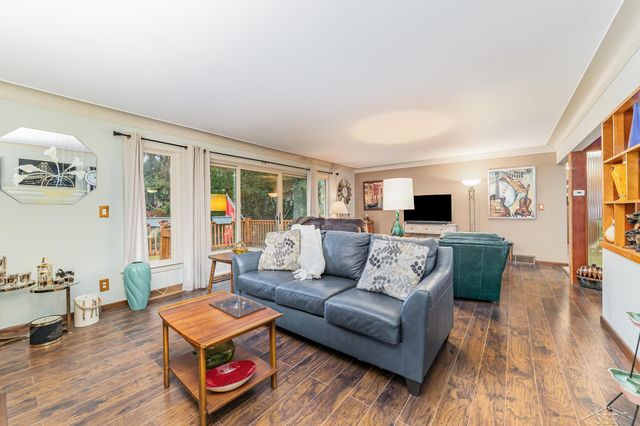 1270 Hemmeter Road, Saginaw, MI 48638