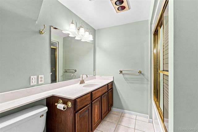 5880 Sawmill Lake Road, Brandon Charter Township, MI 48462