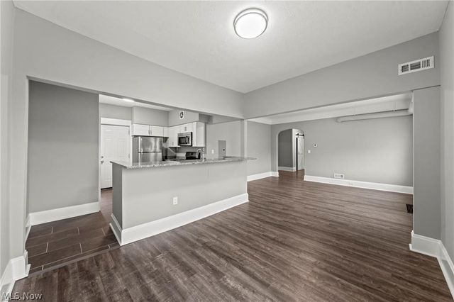 6812 Detroit Avenue 1, Cleveland, OH 44102