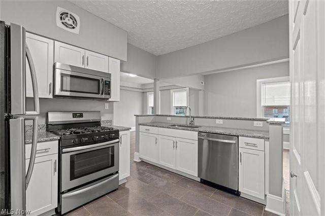 6812 Detroit Avenue 1, Cleveland, OH 44102