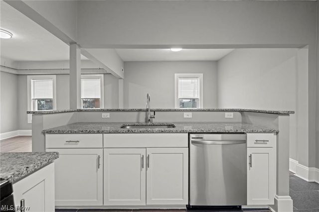 6812 Detroit Avenue 1, Cleveland, OH 44102