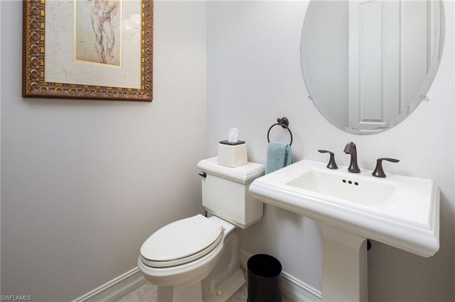 7291 Lantana CIR, Naples, FL 34119