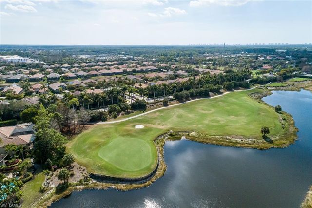 7291 Lantana CIR, Naples, FL 34119