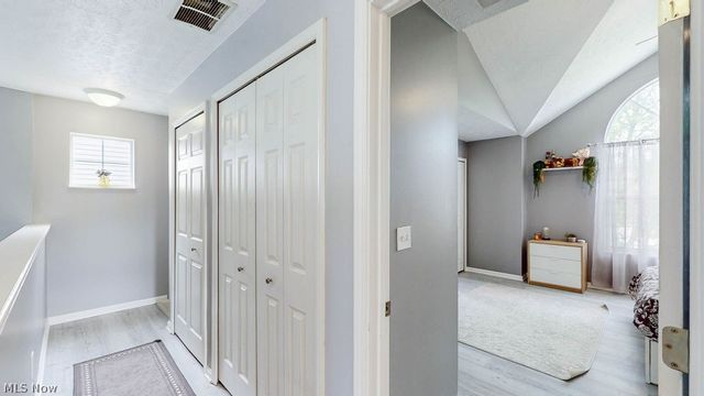 8683 Kingfisher Lane, Macedonia, OH 44056