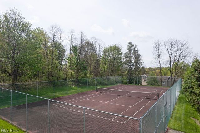 8683 Kingfisher Lane, Macedonia, OH 44056