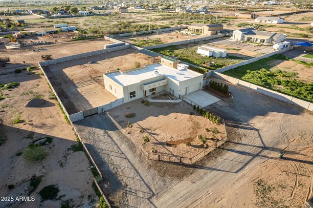 27722 N 220TH Drive, Wittmann, AZ 85361