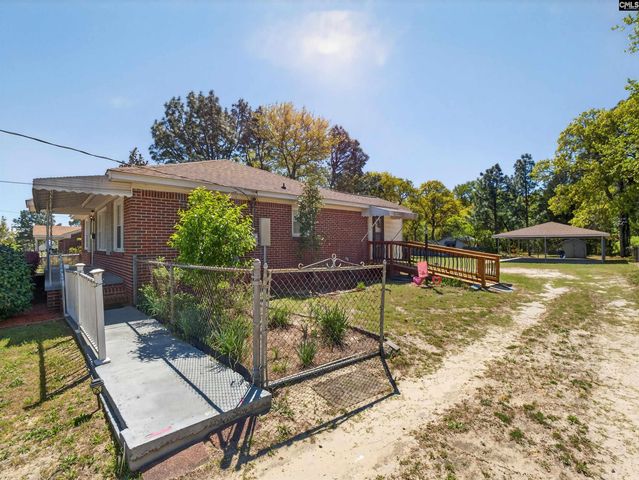 318 Wattling Road, West Columbia, SC 29170