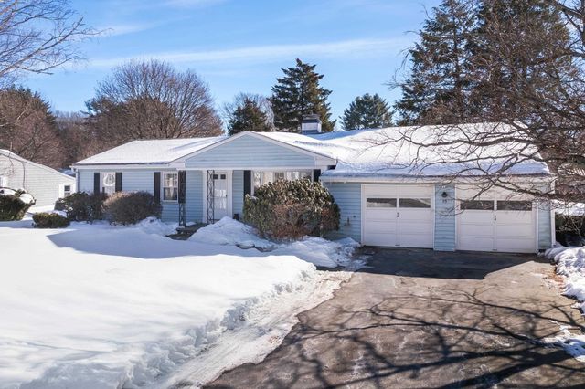 25 Stevens Road, North Hampton, NH 03862