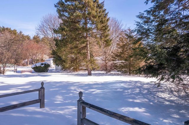 25 Stevens Road, North Hampton, NH 03862