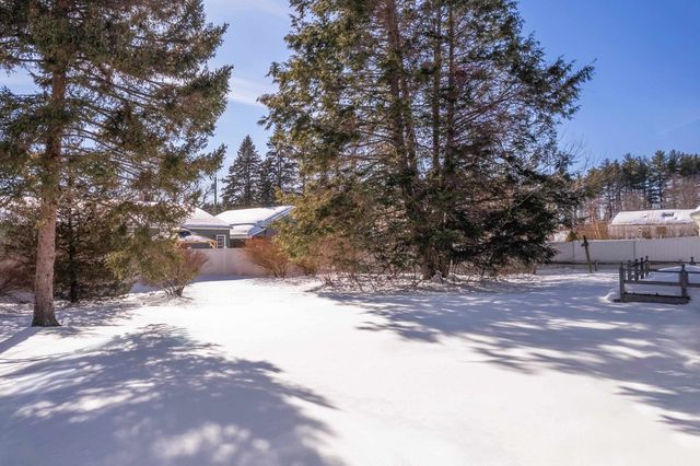 25 Stevens Road, North Hampton, NH 03862