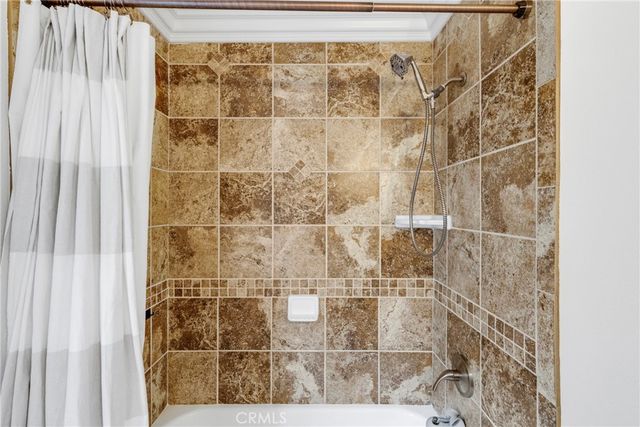 8542 Etiwanda, Northridge, CA 91325