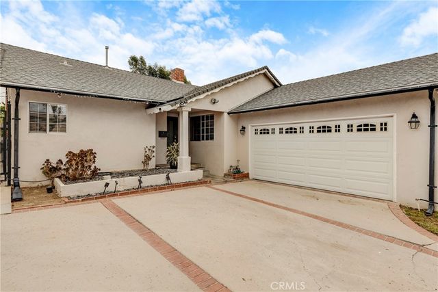 8542 Etiwanda, Northridge, CA 91325