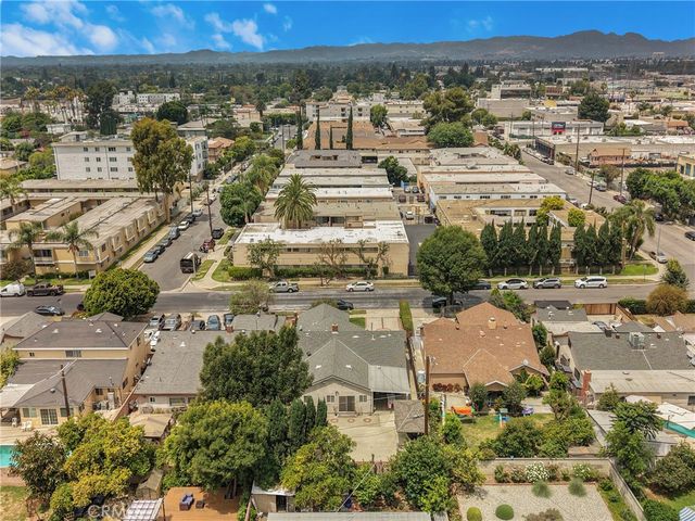 8542 Etiwanda, Northridge, CA 91325