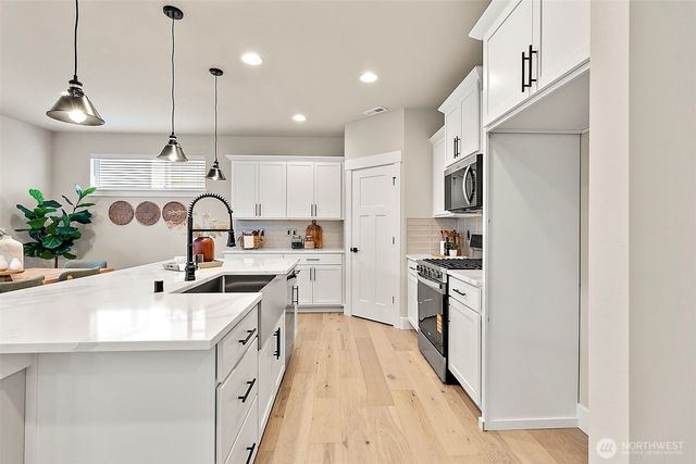 15707 lot 5 SE 257th Place, Covington, WA 98042