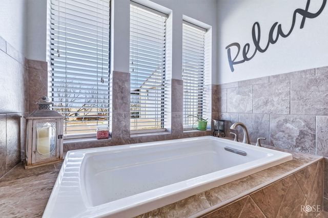 109 Bagpipe Road, San Angelo, TX 76901