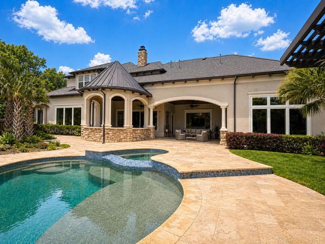 917 Sunset Drive, Friendswood, TX 77546