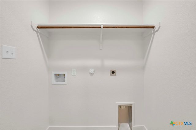 1106 College Avenue, Troy, TX 76579