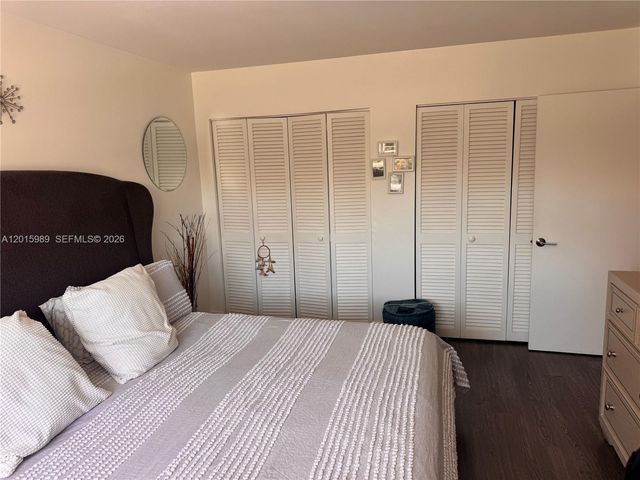 5300 Washington St J214, Hollywood, FL 33021
