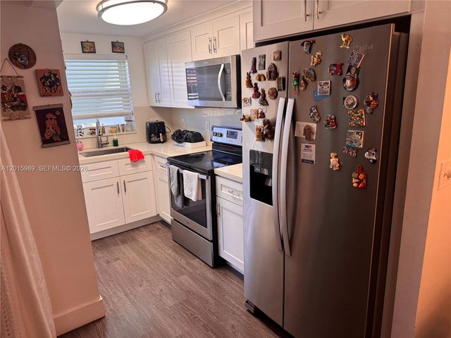 5300 Washington St J214, Hollywood, FL 33021