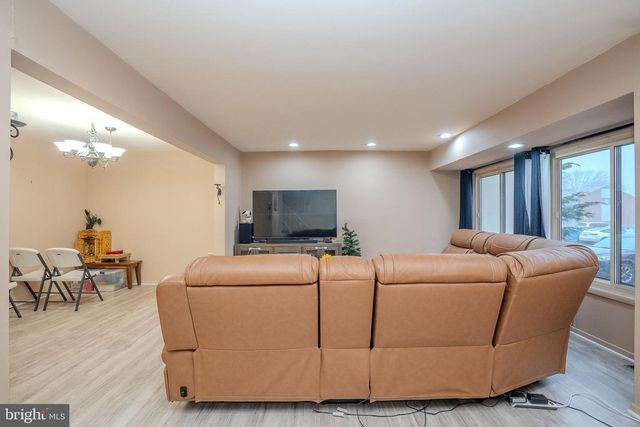 406 BOLTON RD, Hightstown, NJ 08520