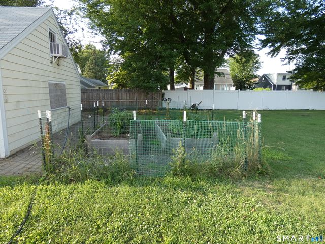 84 Euerle Street, Stratford, CT 06614