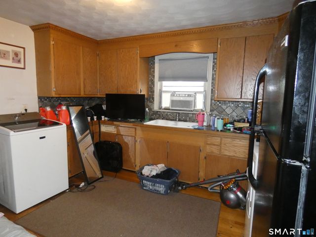 84 Euerle Street, Stratford, CT 06614
