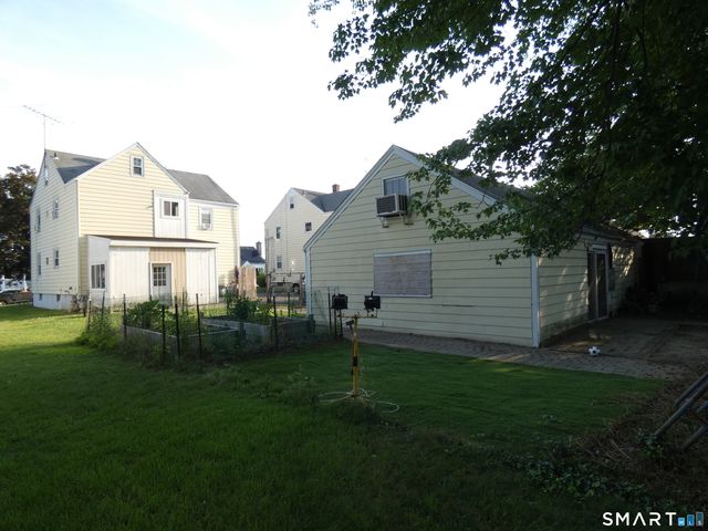 84 Euerle Street, Stratford, CT 06614